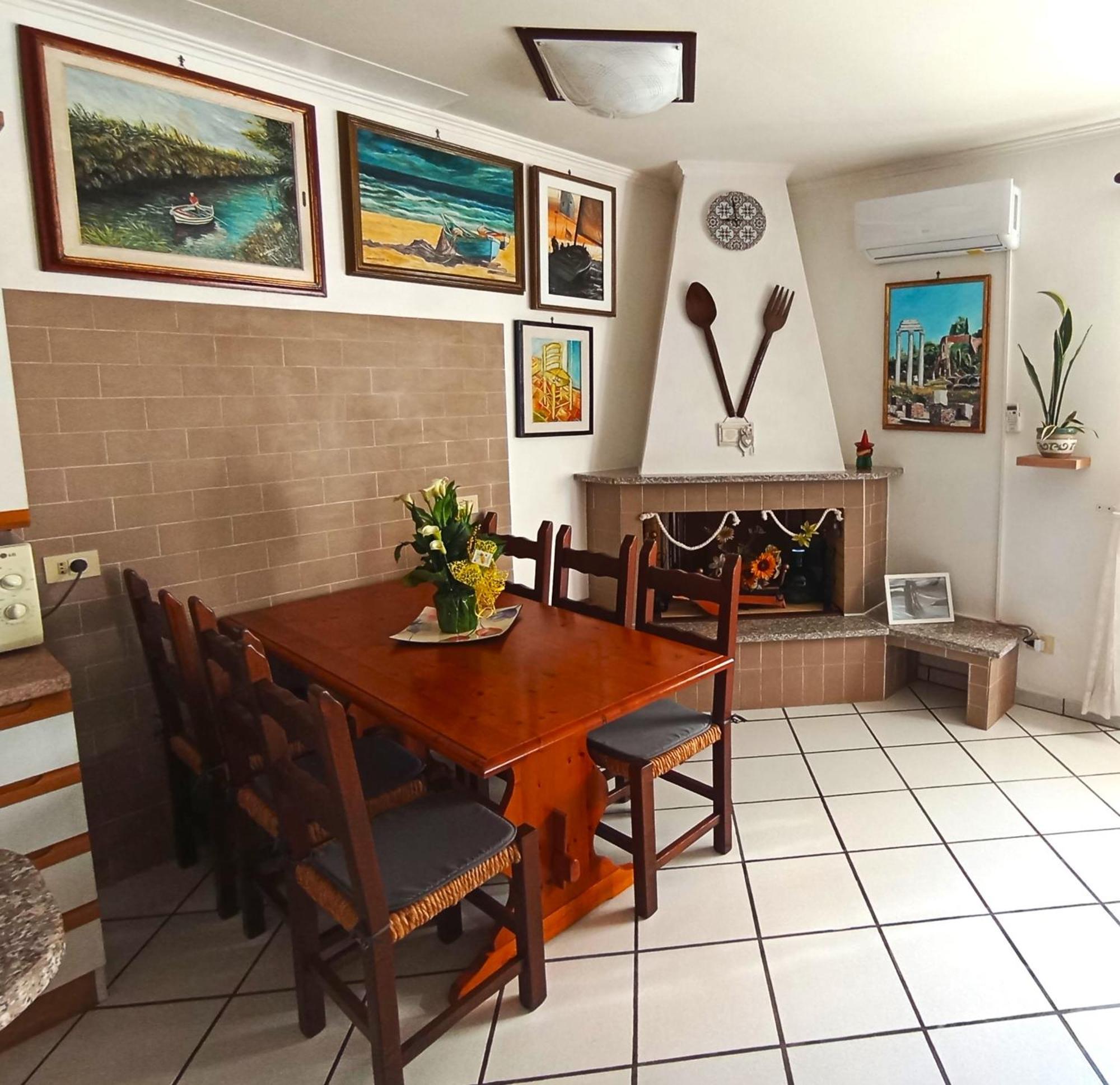 A Casa Dell' Artista Villa Фиумичино Екстериор снимка