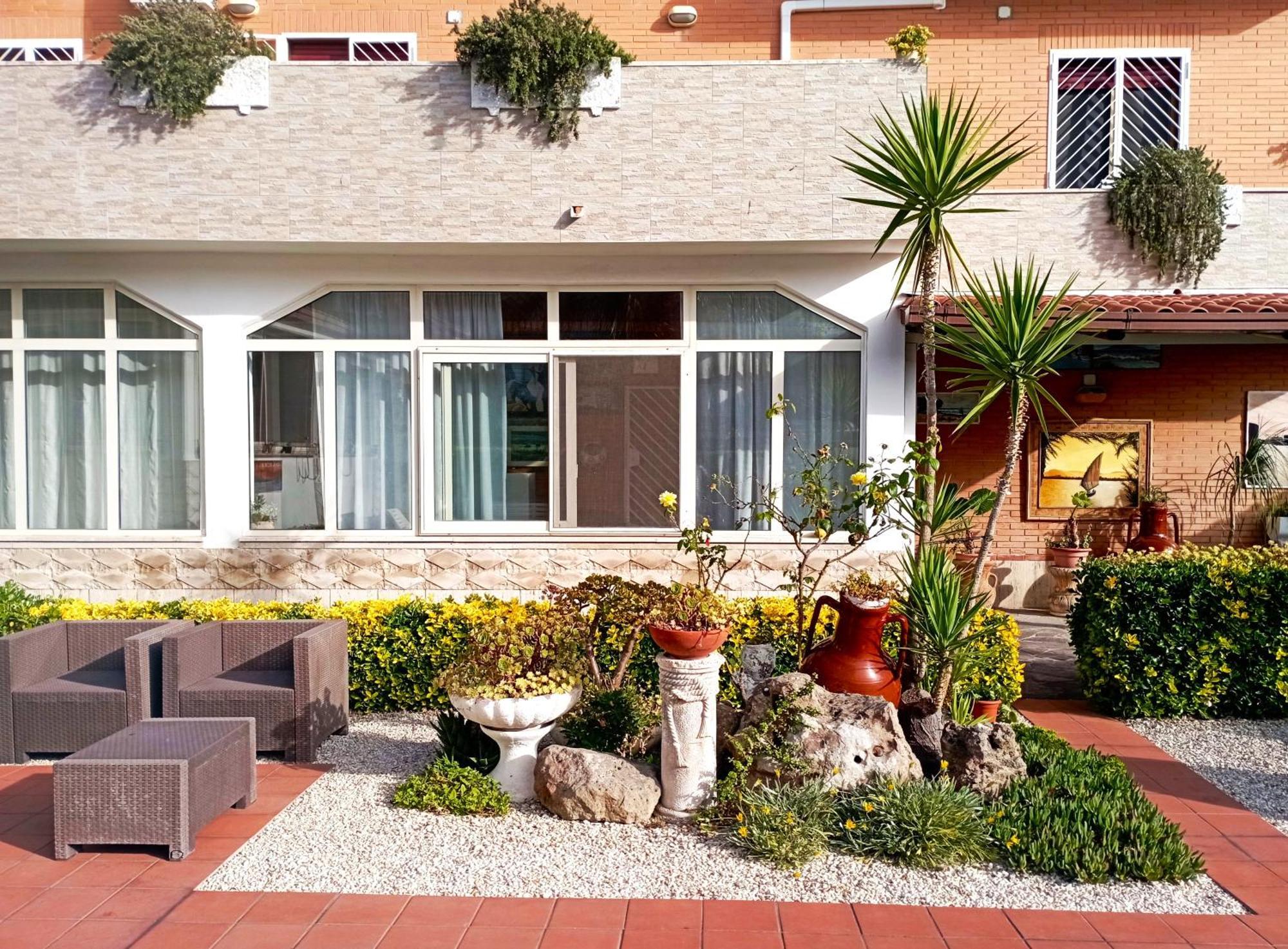 A Casa Dell' Artista Villa Фиумичино Екстериор снимка